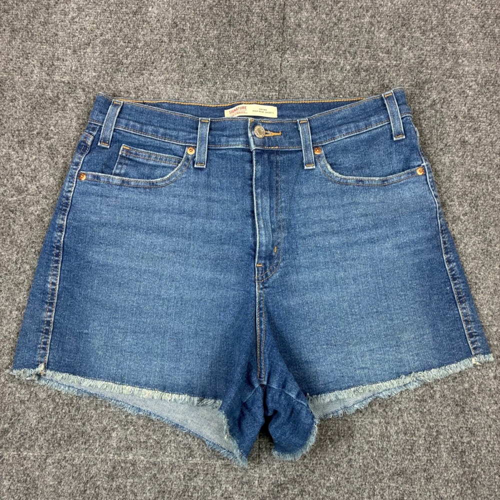 Signature Levi Strauss High Rise Denim Shorts Medium Wash Blue Women Size 12 W31